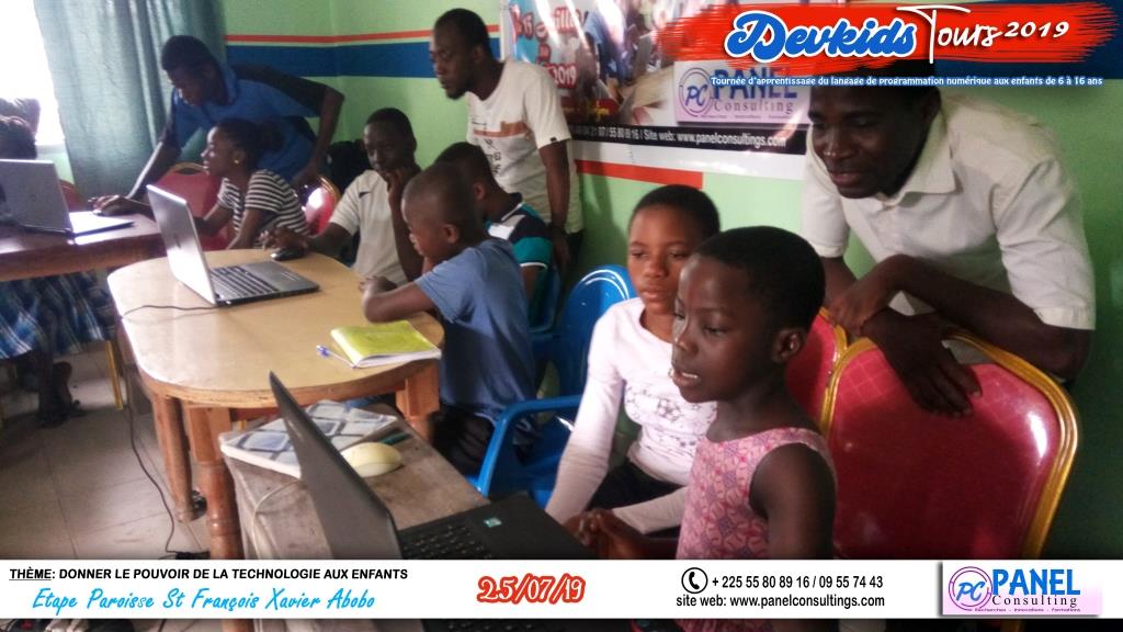 Devkids-codage abobo St Francois Xavier 57-2019.jpg